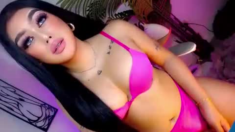 Snapshot of xxcumcatcherxx chatting on November 1, 2025, 1:51 am Jane online show from November 1, 2025, 1:51 am