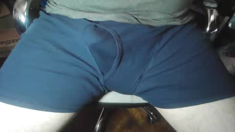 xxdadbod4ladiesxx online show from April 9, 2026, 8:25 pm