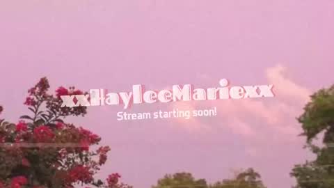 Snapshot of xxhayleemariexx chatting on October 8, 2025, 11:02 pm Haylee Marie online show from October 8, 2025, 11:02 pm