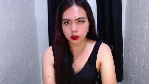 divine online show from March 9, 2025, 3:01 am