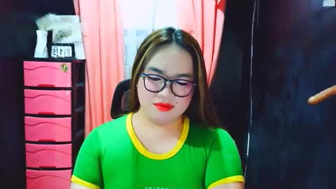 xxirene online show from February 16, 2026, 6:31 am