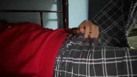 Snapshot of xxkingdemontxx chatting on February 25, 2026, 7:34 pm Demont online show from February 25, 2026, 7:34 pm