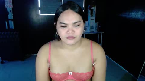 Snapshot of xxkylie_smithxx chatting on November 8, 2025, 5:18 am Kylie Smith online show from November 8, 2025, 5:18 am