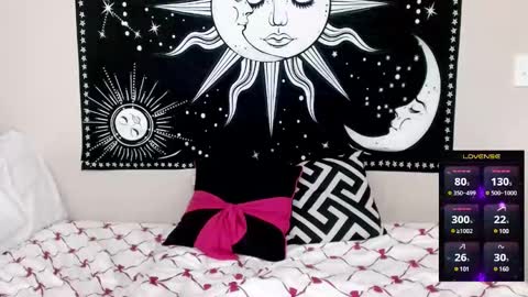 Snapshot of xxlittlemiss95xx chatting on March 3, 2025, 11:22 am Natalie Jade online show from March 3, 2025, 11:22 am