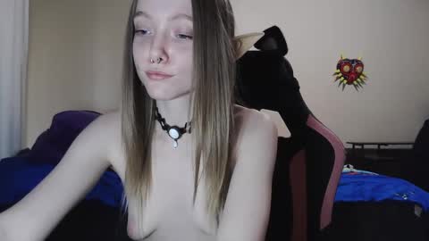 Snapshot of xxloveanastasia chatting on March 6, 2025, 7:32 pm LoveAnastasia online show from March 6, 2025, 7:32 pm