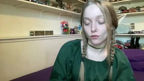 Snapshot of xxloveanastasia chatting on September 18, 2025, 5:37 pm LoveAnastasia online show from September 18, 2025, 5:37 pm