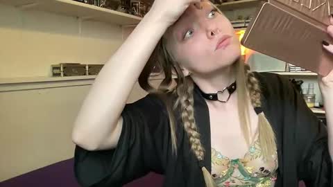 Snapshot of xxloveanastasia chatting on November 12, 2025, 7:24 pm LoveAnastasia online show from November 12, 2025, 7:24 pm