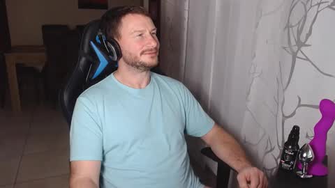 Snapshot of xxmettexx chatting on January 24, 2025, 9:26 pm xxmettexx online show from January 24, 2025, 9:26 pm