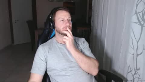 Snapshot of xxmettexx chatting on February 26, 2025, 9:05 pm xxmettexx online show from February 26, 2025, 9:05 pm