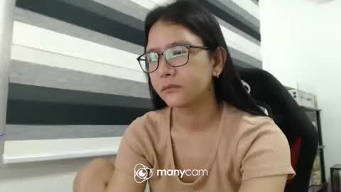 Snapshot of xxmonsterbigcockxx chatting on October 9, 2025, 3:54 pm Kaycee online show from October 9, 2025, 3:54 pm