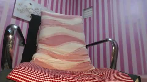 Snapshot of xxrowenatastycockforyouxx chatting on November 11, 2025, 4:23 am xxrowenatastycockforyouxx online show from November 11, 2025, 4:23 am