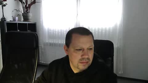 Eddi online show from February 10, 2026, 7:45 am