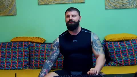 Xtream Leonard online show from February 8, 2025, 8:10 pm