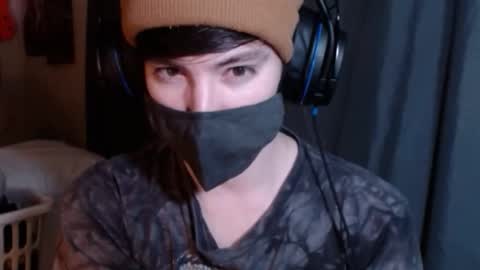 Snapshot of xxwhitefoxx chatting on November 5, 2025, 4:56 am David Fox online show from November 5, 2025, 4:56 am