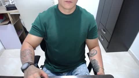 xxx_3d online show from February 20, 2025, 11:43 pm