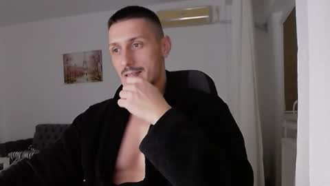 xxx_alejandro online show from October 25, 2025, 3:40 pm