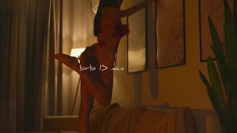 Molly online show from February 12, 2026, 11:38 am