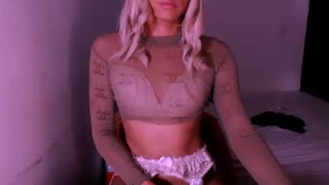 Chiara online show from December 22, 2025, 3:47 am