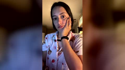 Snapshot of xxxbellalola chatting on May 19, 2026, 8:31 am Lola online show from May 19, 2026, 8:31 am