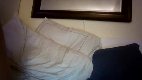 Snapshot of xxxelentdick chatting on October 7, 2025, 6:21 am deeeeznutz online show from October 7, 2025, 6:21 am