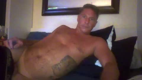 Snapshot of xxxelentdick chatting on October 16, 2025, 7:53 am deeeeznutz online show from October 16, 2025, 7:53 am