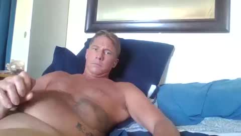 Snapshot of xxxelentdick chatting on October 19, 2025, 11:49 pm deeeeznutz online show from October 19, 2025, 11:49 pm