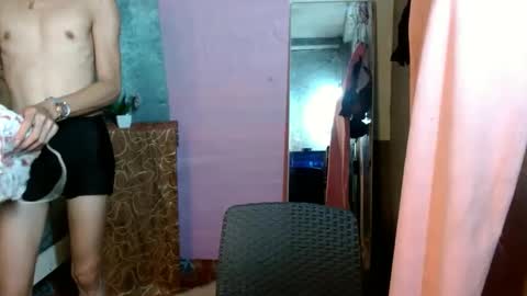 Snapshot of xxxfuckgirlyumsxxx chatting on December 11, 2024, 5:37 pm Your Princess Yums online show from December 11, 2024, 5:37 pm