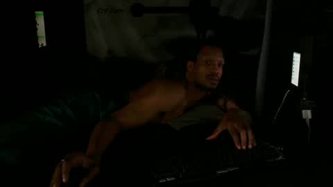 xxxjrstrokesxxx online show from January 30, 2025, 5:17 pm