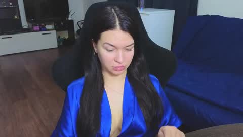 Alisa online show from February 13, 2026, 8:05 pm