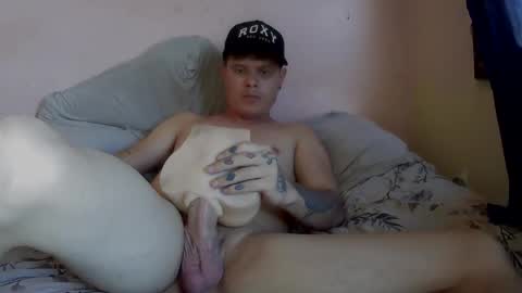 xxxlipe22 online show from January 11, 2026, 9:42 pm