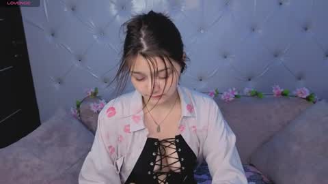 foxy online show from July 10, 2026, 5:37 pm