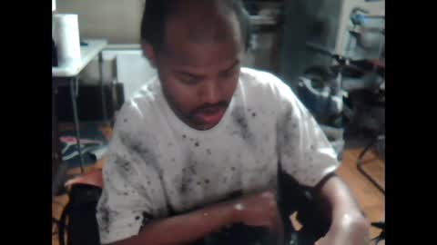 Snapshot of xxxonwheelz chatting on October 9, 2025, 4:43 am xxxonwheelz online show from October 9, 2025, 4:43 am