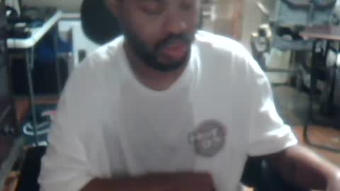 Snapshot of xxxonwheelz chatting on November 16, 2025, 4:40 am xxxonwheelz online show from November 16, 2025, 4:40 am