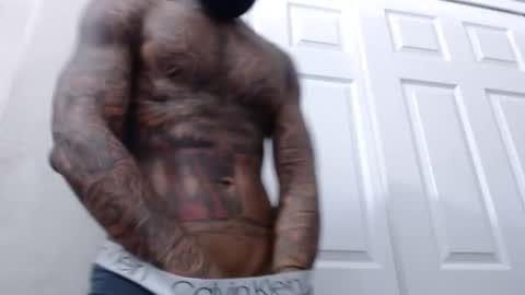 MaskedManXXX online show from January 9, 2025, 3:44 pm