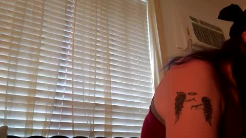 Snapshot of xxxqueenmandydickenz chatting on January 4, 2025, 10:13 pm XXXQueenMandyDickenz online show from January 4, 2025, 10:13 pm