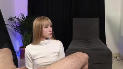 July and Fer online show from December 29, 2024, 11:07 am