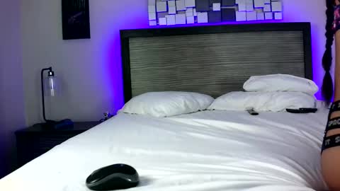 Lil Luna online show from February 27, 2025, 10:53 pm