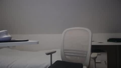 xxxxhardyxxxx online show from November 18, 2025, 1:15 pm