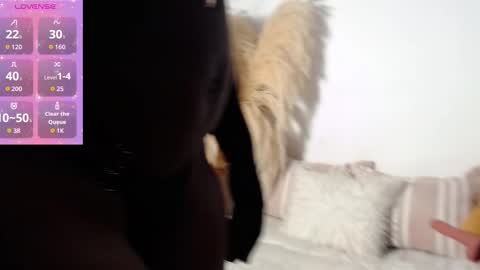 Snapshot of xyomarawild chatting on October 13, 2025, 9:59 pm xyomarawild online show from October 13, 2025, 9:59 pm