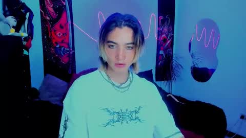 Snapshot of xzerox_ chatting on September 20, 2025, 2:12 am xzerox_ online show from September 20, 2025, 2:12 am