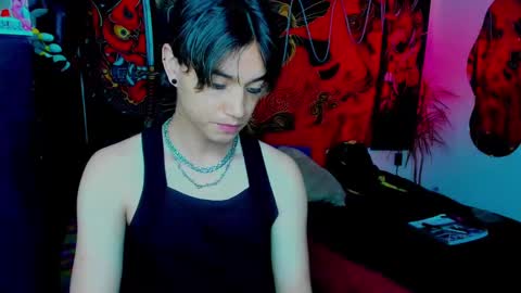 Snapshot of xzerox_ chatting on October 19, 2025, 7:03 pm xzerox_ online show from October 19, 2025, 7:03 pm