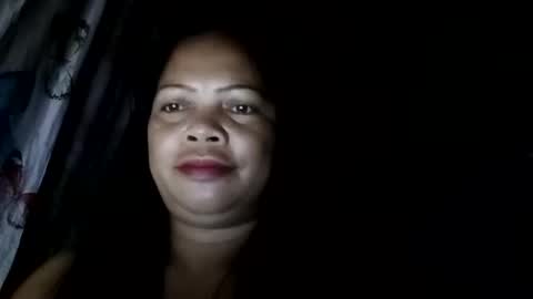 Snapshot of yadly143 chatting on May 27, 2026, 8:28 pm yadly143 online show from May 27, 2026, 8:28 pm