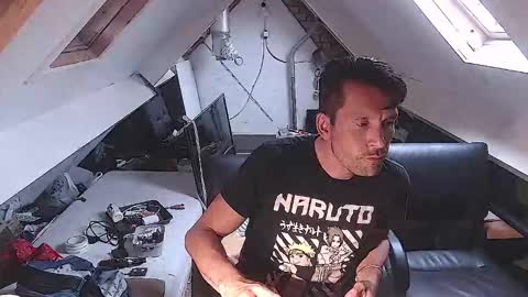 yallayalla1806 online show from September 20, 2025, 1:01 pm