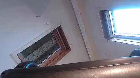 yallayalla1806 online show from September 22, 2025, 5:04 pm