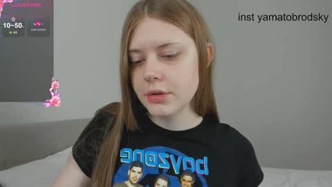 yamatobrodsky1 online show from September 18, 2025, 12:18 pm