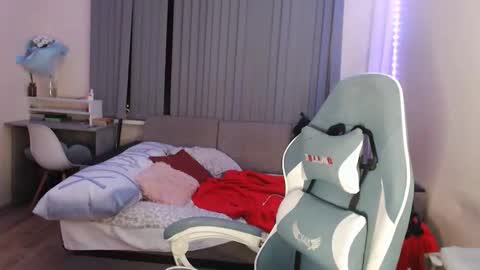 Yami online show from March 10, 2026, 10:26 pm