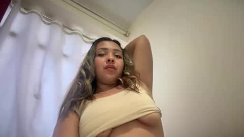 Aura Kaiserr online show from November 8, 2025, 9:46 pm