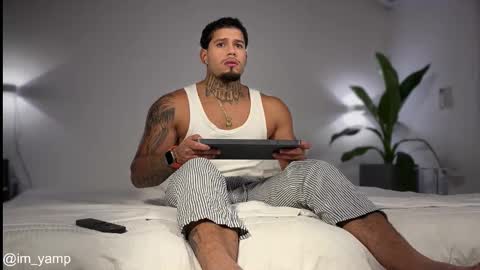 yamp sambrano online show from December 22, 2025, 1:02 am