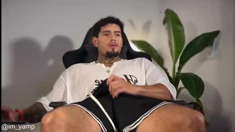 yamp sambrano online show from February 15, 2026, 11:34 pm