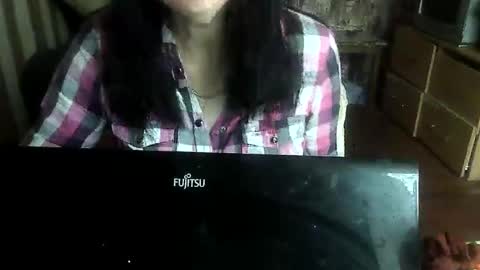 Snapshot of yanafiesta chatting on November 6, 2025, 9:21 am yanafiesta online show from November 6, 2025, 9:21 am